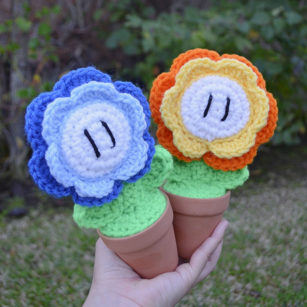 crochet-mario-fire-flower-amigurumi-pattern-yours-patterns
