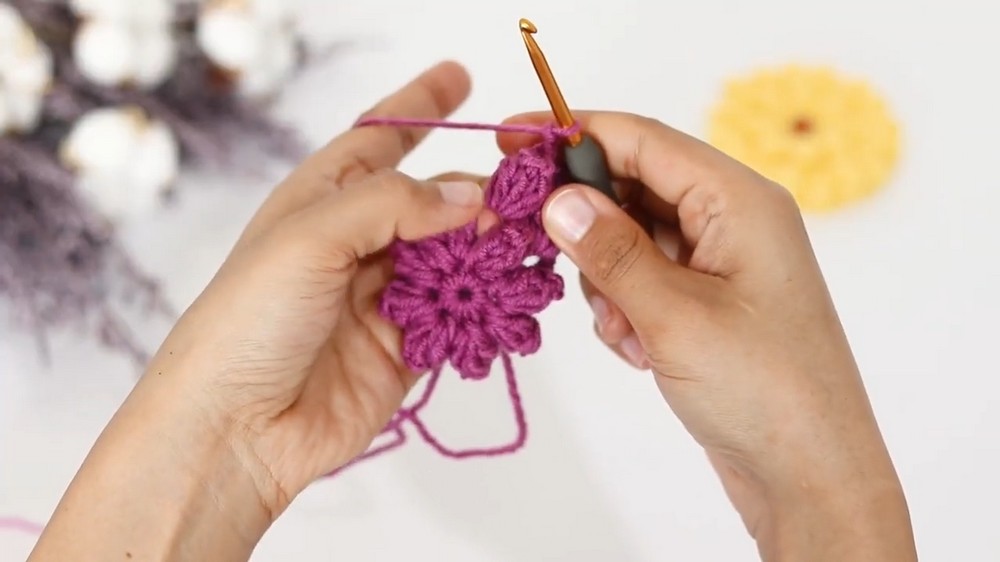 Crochet Flower Tutorial