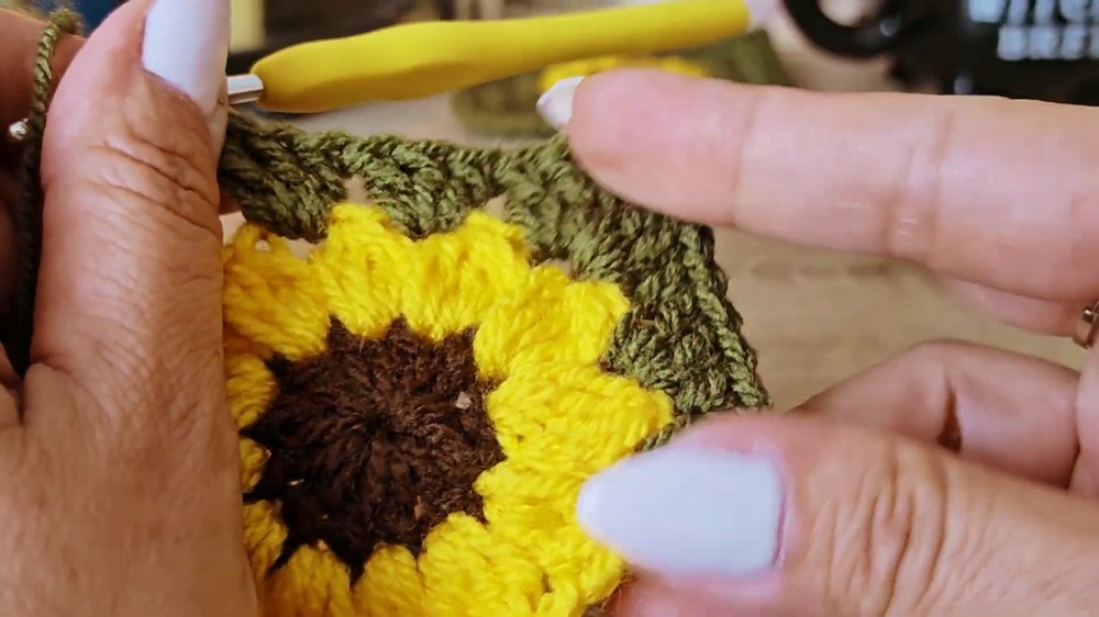 Crochet Sunflowers Granny