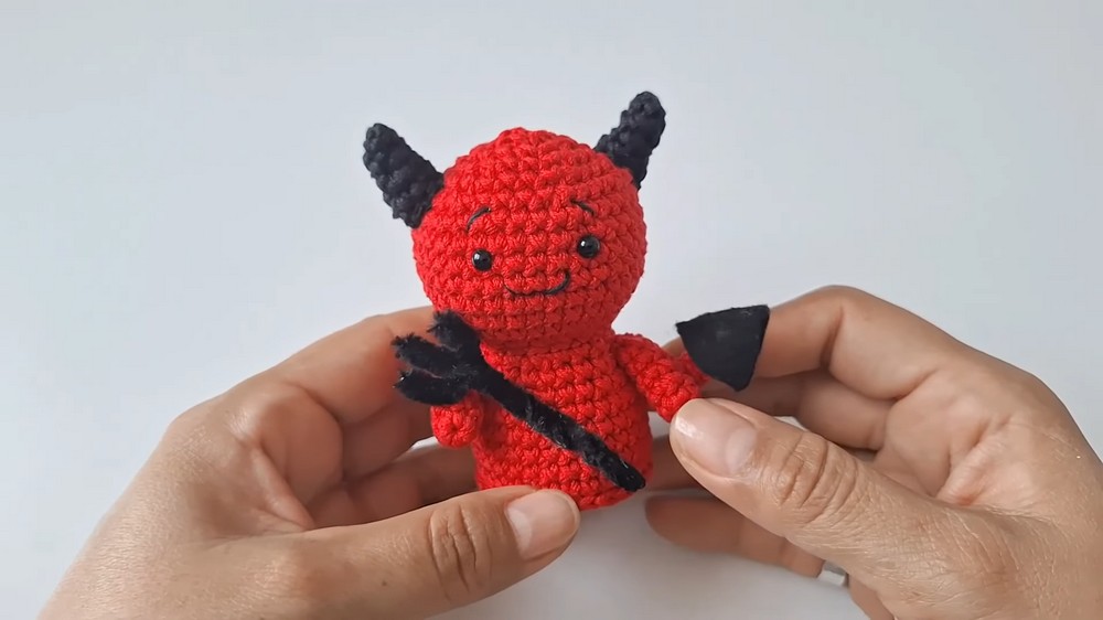 Crochet Mini Diablito