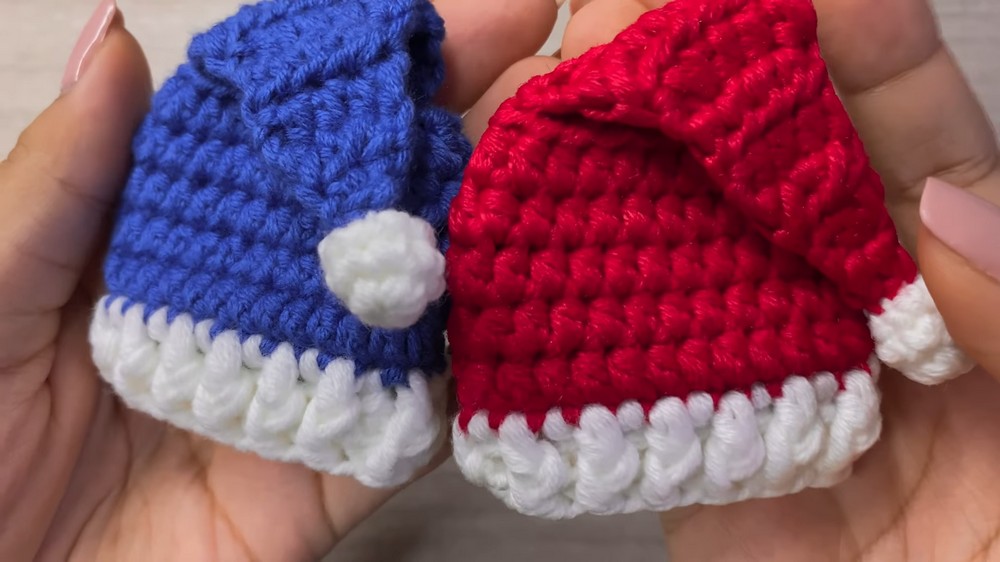 Crochet Christmas Ornaments Pattern