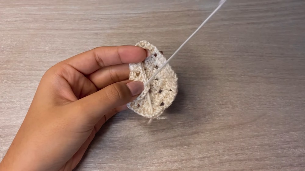Crochet Granny Into An Angel
