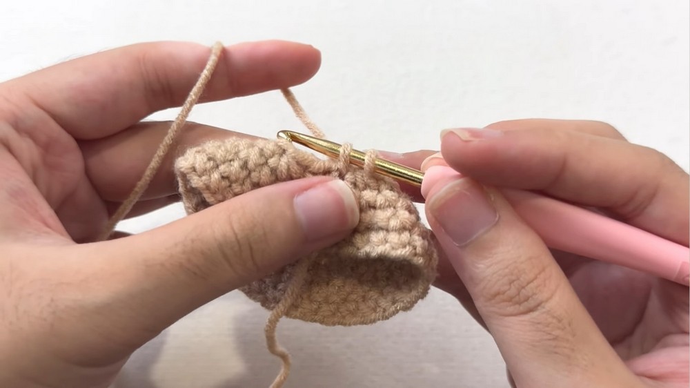 Crochet Penguin With Scarf