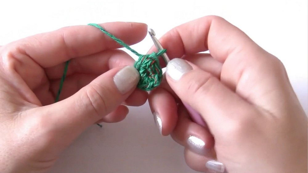 Crochet Easy Easter Hen