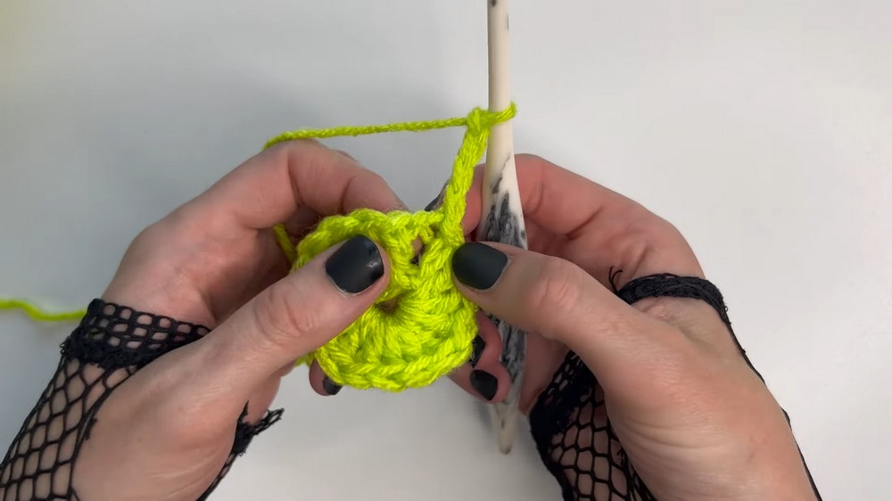 Crochet Solid Granny Square