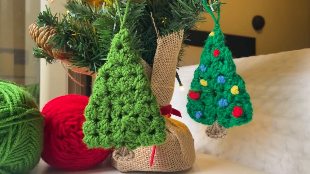 Crochet Christmas Tree