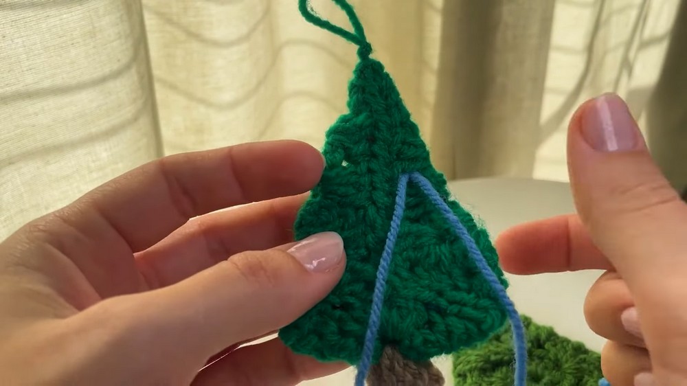 Crochet Christmas Tree