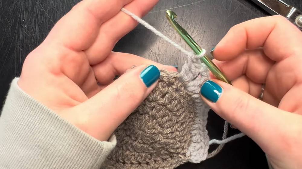 Crochet Polka Dot Granny Square