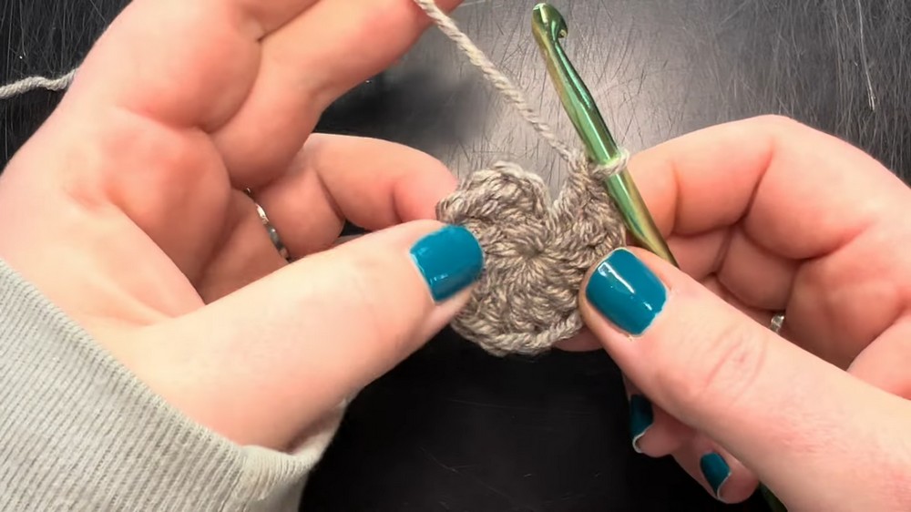 Crochet Polka Dot Granny Square