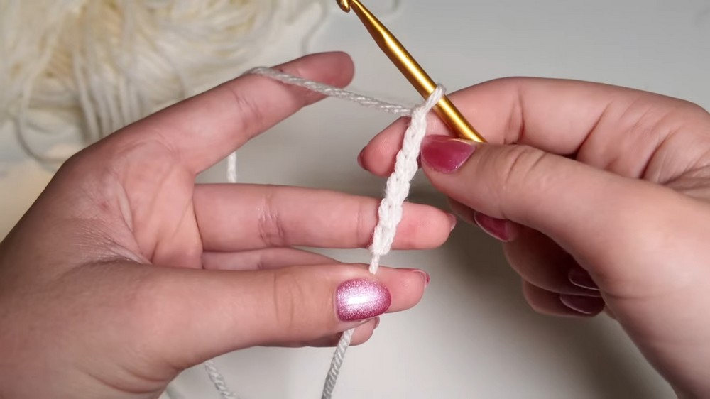 Crochet Fluffy Carnation Flowers