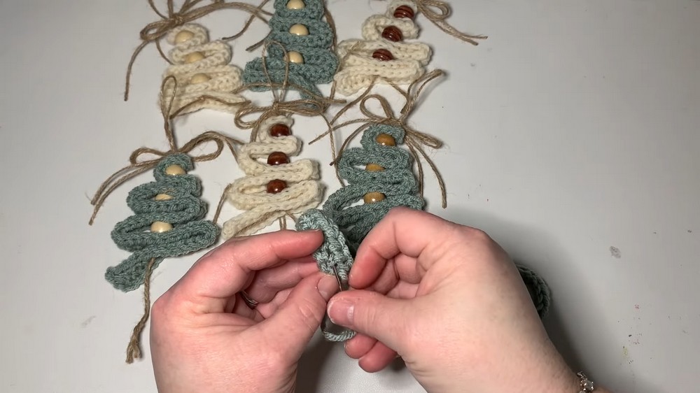 Crochet Rustic Christmas Tree