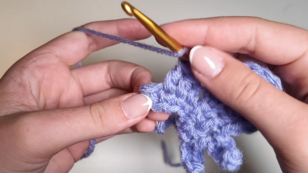 Crochet A Flower Keychain
