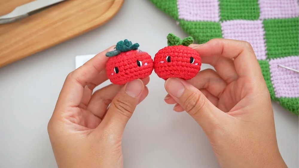 Crochet Tomato Amigurumi