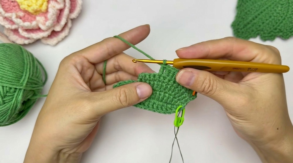 Crochet Peony Flower Pattern