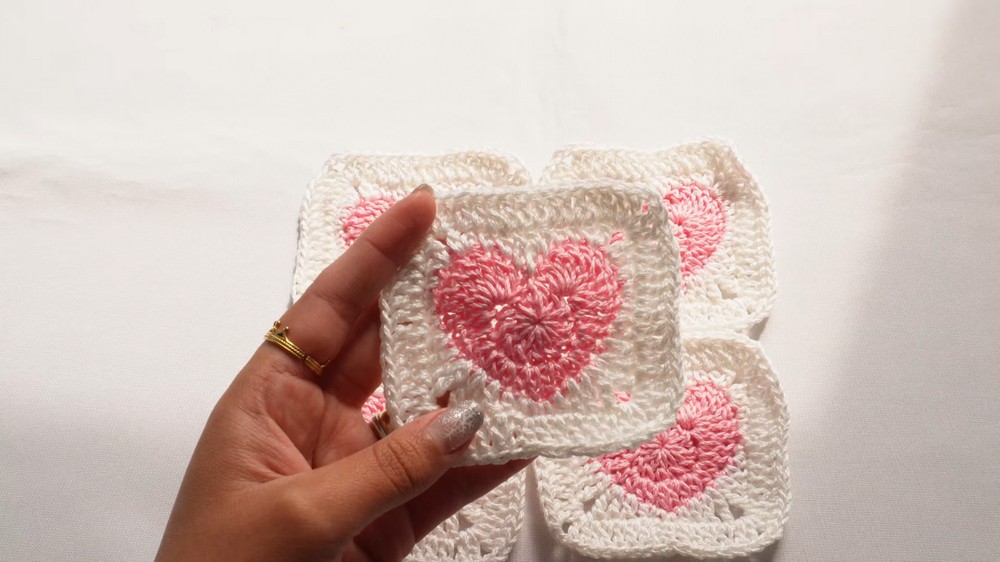 Crochet Heart Granny Square 