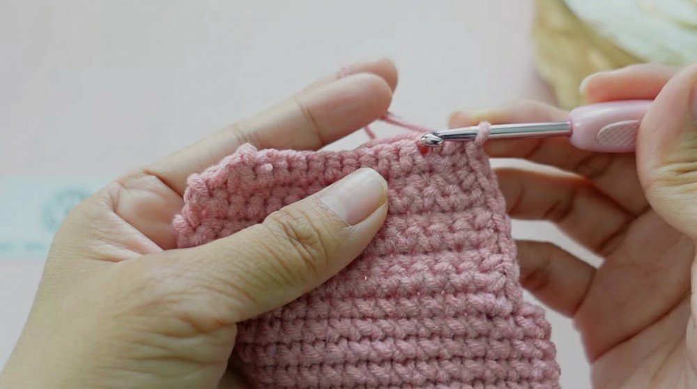 Crochet Bow Pouch Pattern