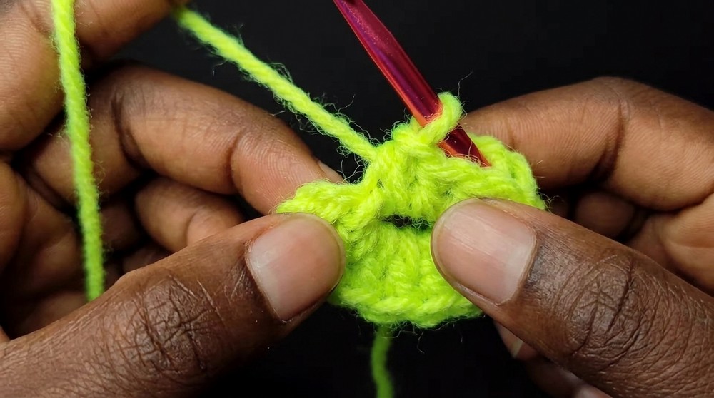 Crochet Double Layered Ruffle Hat Pattern