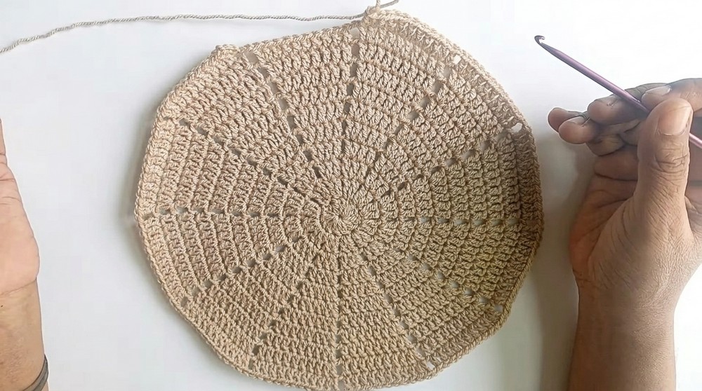 Crochet Crosia Thalposh Design Pattern