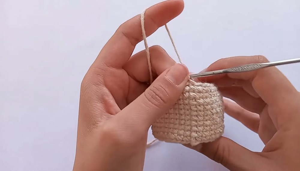 Crochet Sunflower Pot