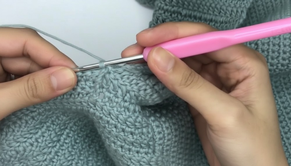 Crochet Puff Crop Top