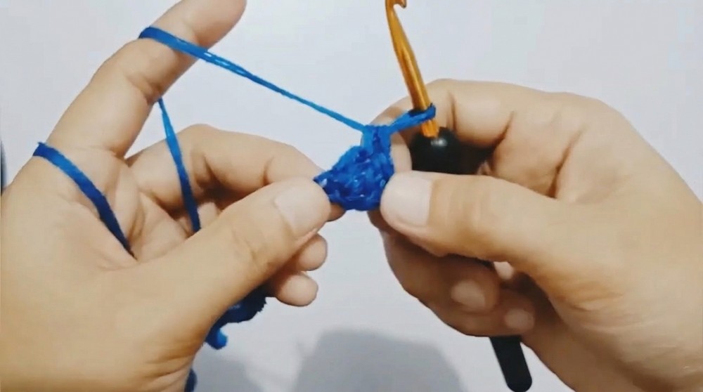 Crochet Diamond Lace Top Pattern