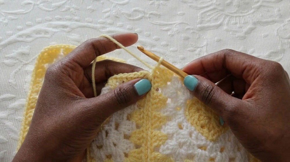 Crochet Heart Granny Square Bag Pattern