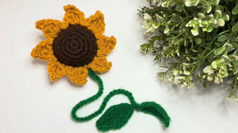 Crochet Sunflower Bookmark Pattern
