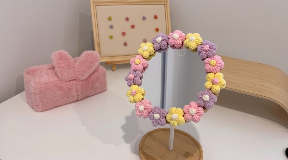 Crochet Puff Flower Mirror Pattern