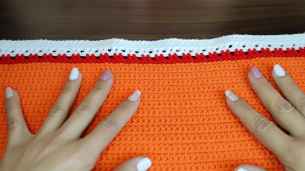 Crochet striped crop top