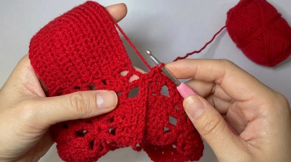 Crochet Flower Summer Halter Top Pattern