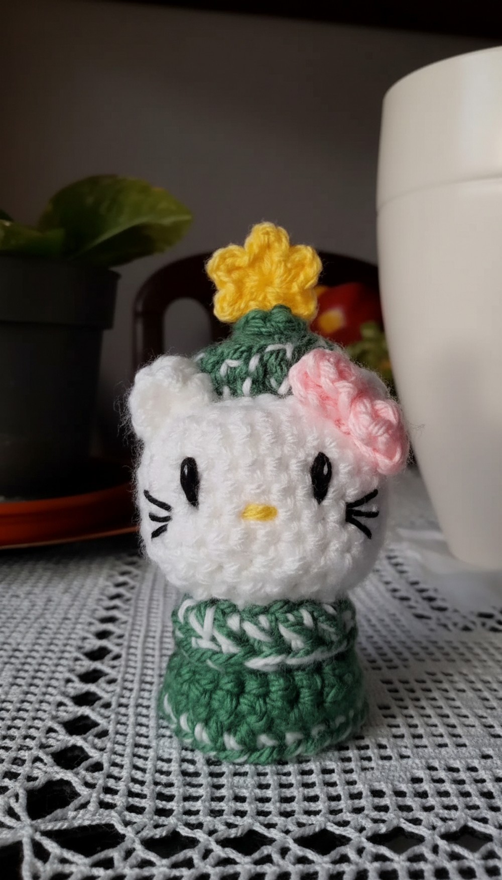 Crochet Hello Kitty Christmas Pattern