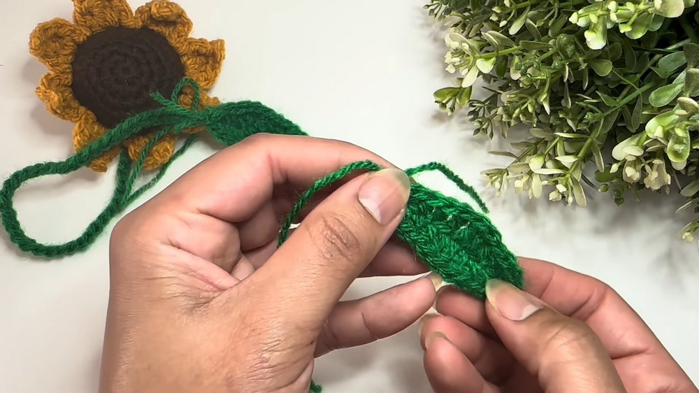 Crochet Sunflower Bookmark Pattern
