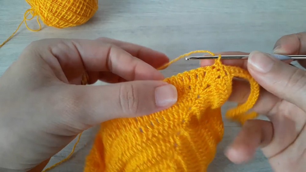 Crochet Sunflower Top 