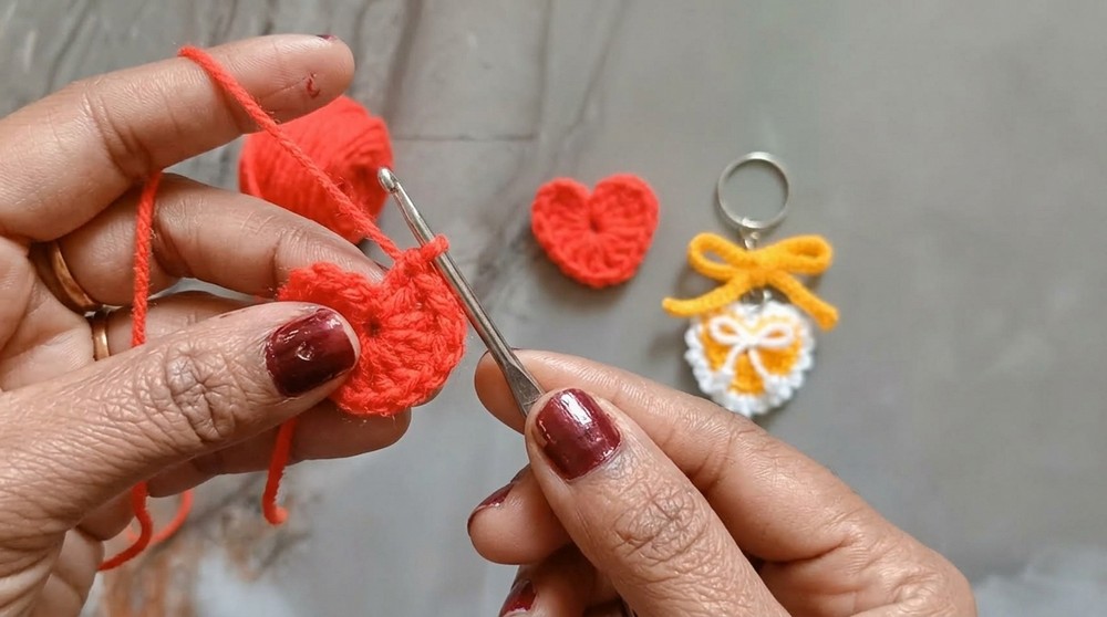 Crochet Bow Heart Keychain Pattern