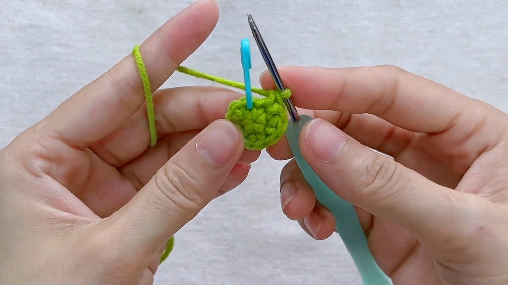 Crochet Heart Cactus Pot Pattern