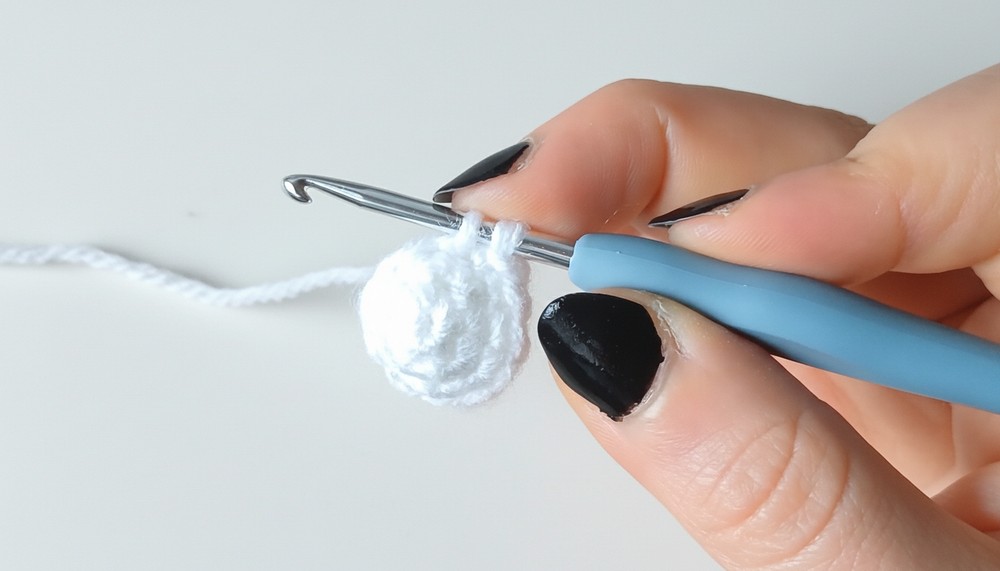 Crochet Tiny Corgi Amigurumi Pattern