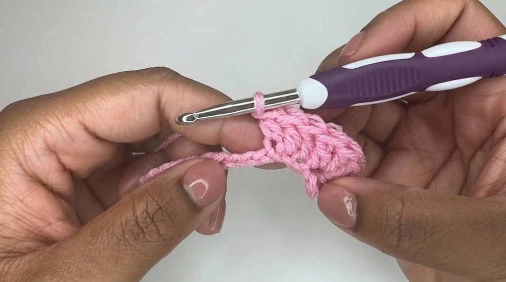Crochet Heart Pouch Bow Pattern
