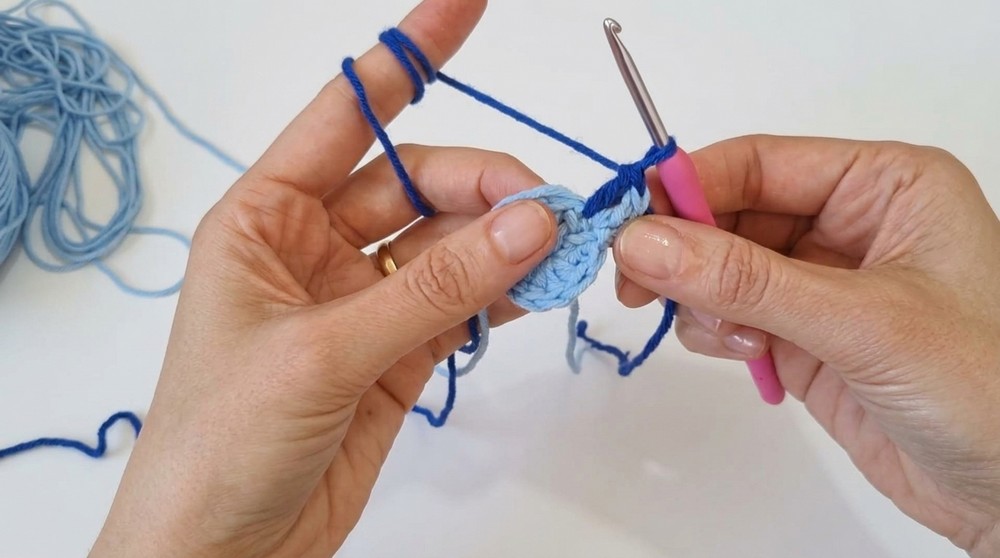 Crochet Checkered Bucket Hat Pattern