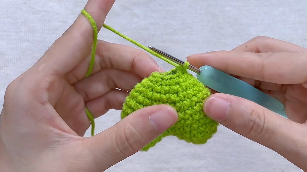Crochet Heart Cactus Pot Pattern