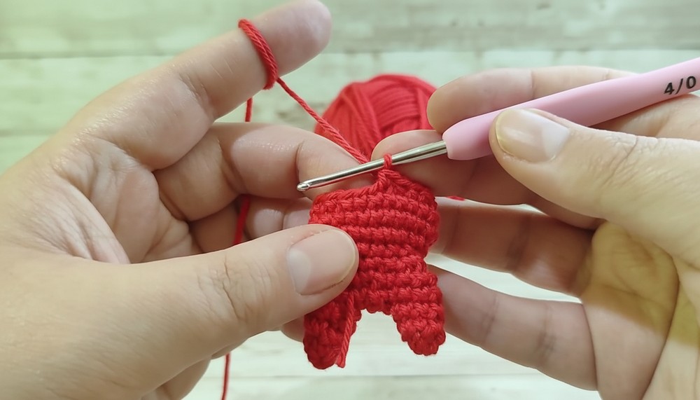 Crochet Guitar Amigurumi Pattern