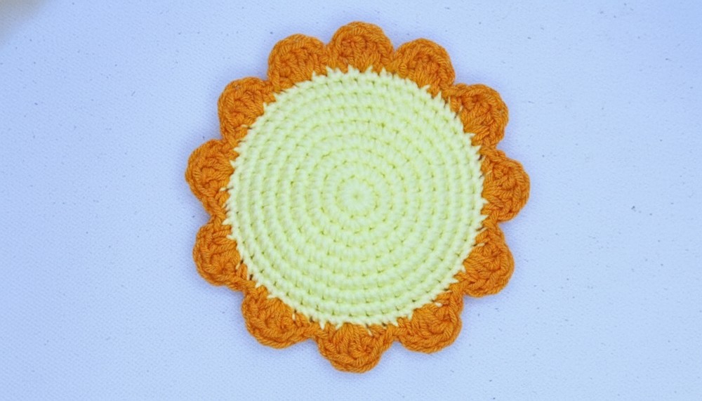 Crochet Sun Amigurumi Keychain Pattern
