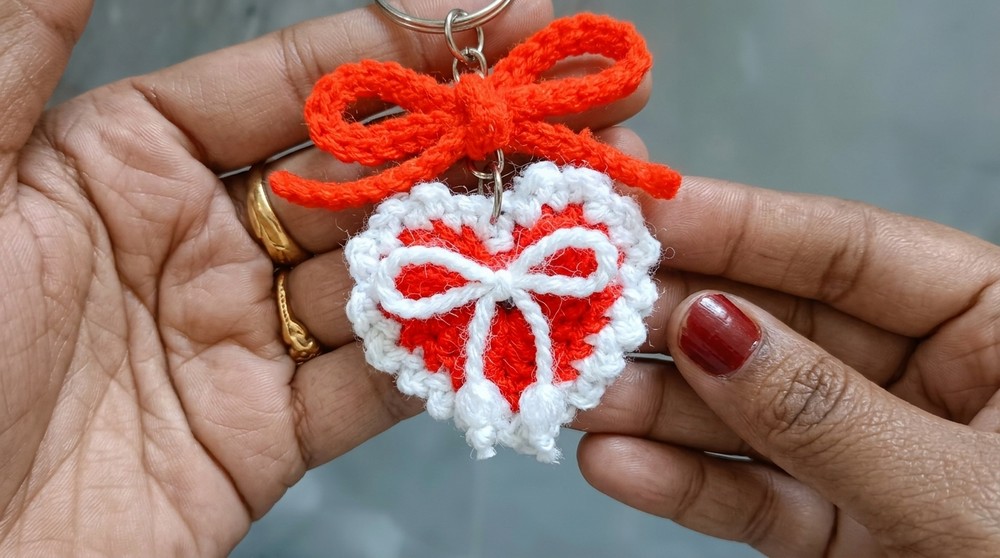 Crochet Bow Heart Keychain Pattern
