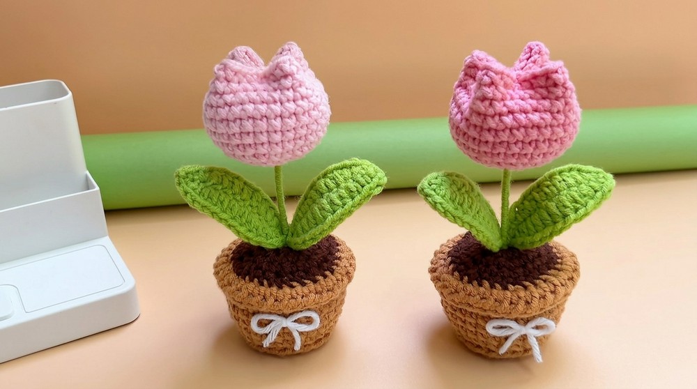 Crochet Mini Tulip Pot Pattern