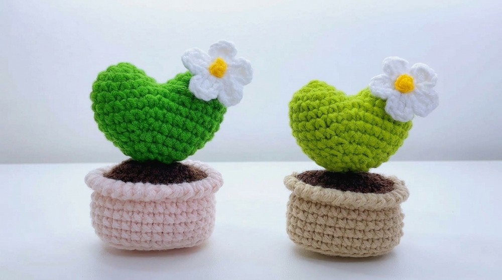 Crochet Heart Cactus Pot Pattern