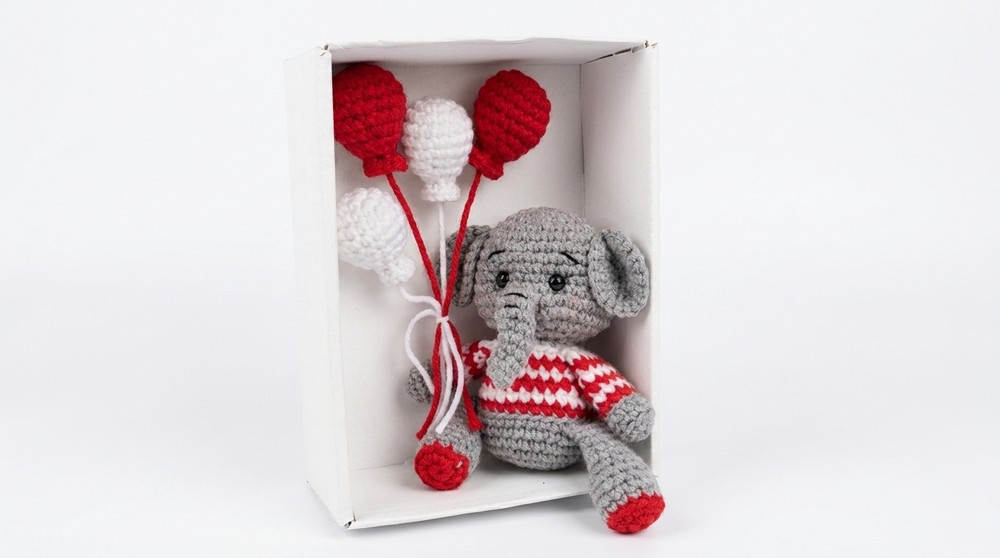 Crochet Elephant With Balloon Pattern