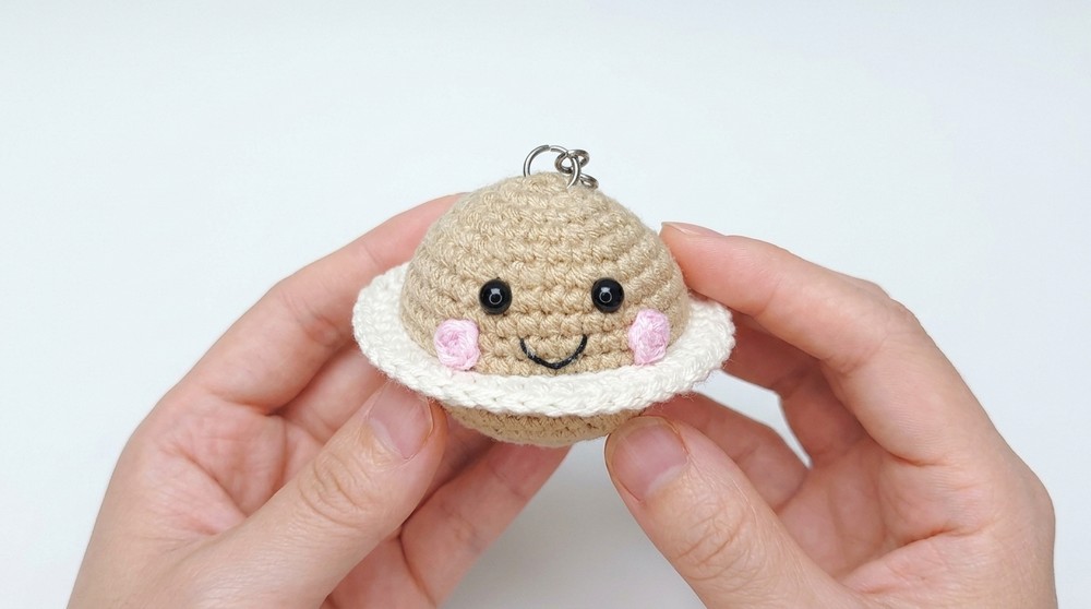 Crochet Baby Saturn Keychain Pattern