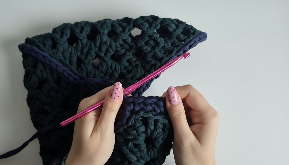 Crochet T-shirt Bag Pattern