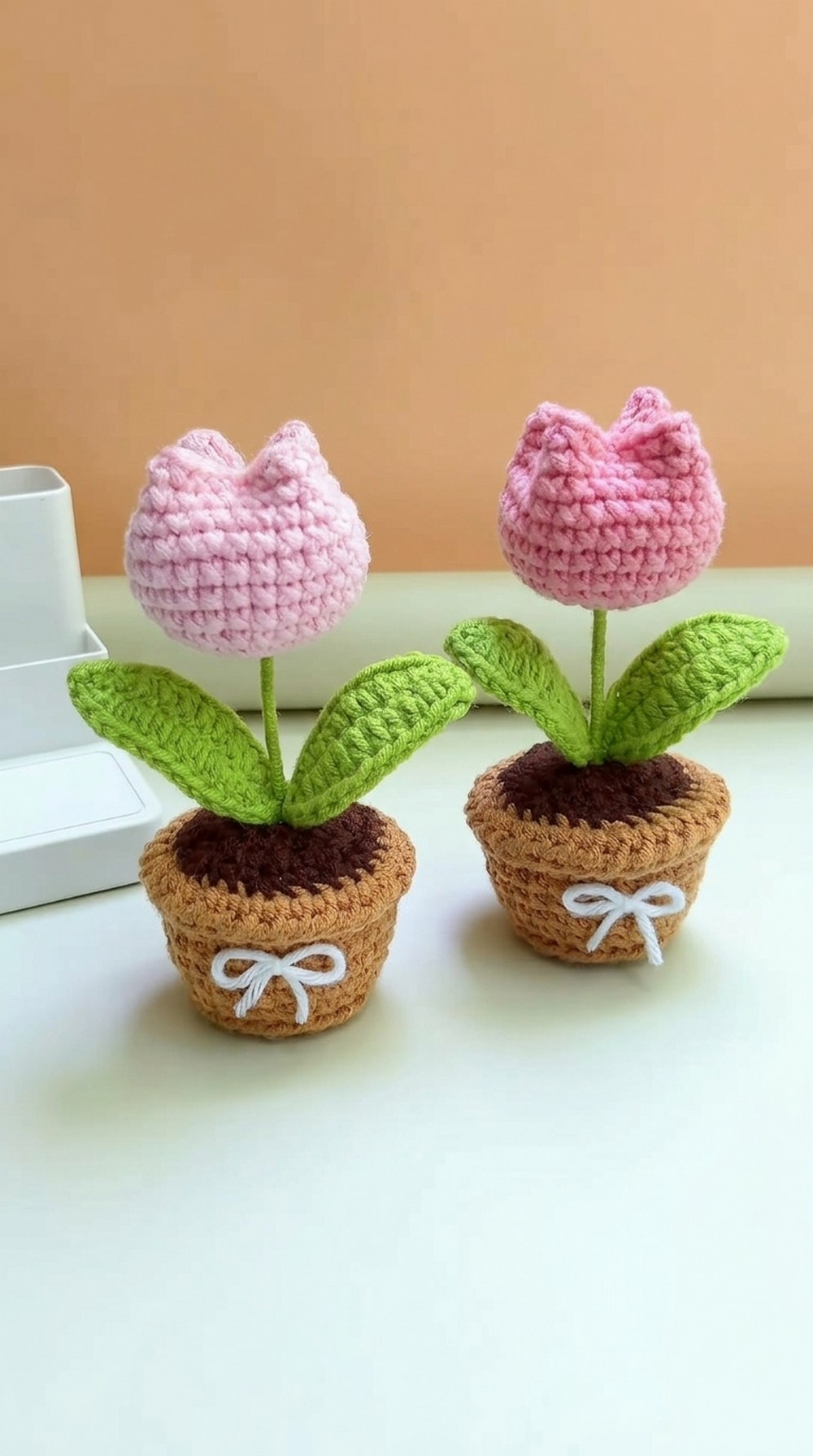 Crochet Mini Tulip Pot Pattern