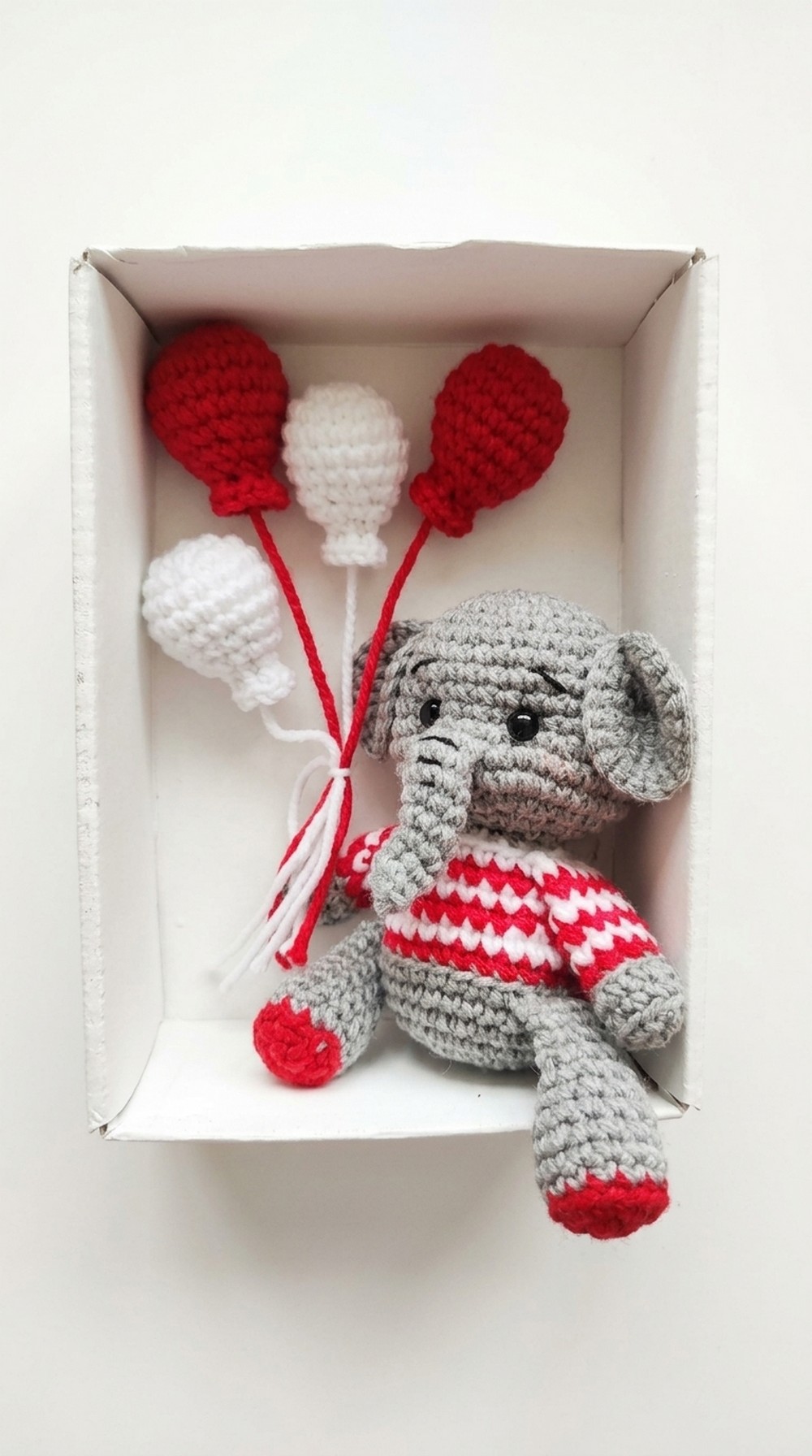 Crochet Elephant With Balloon Pattern