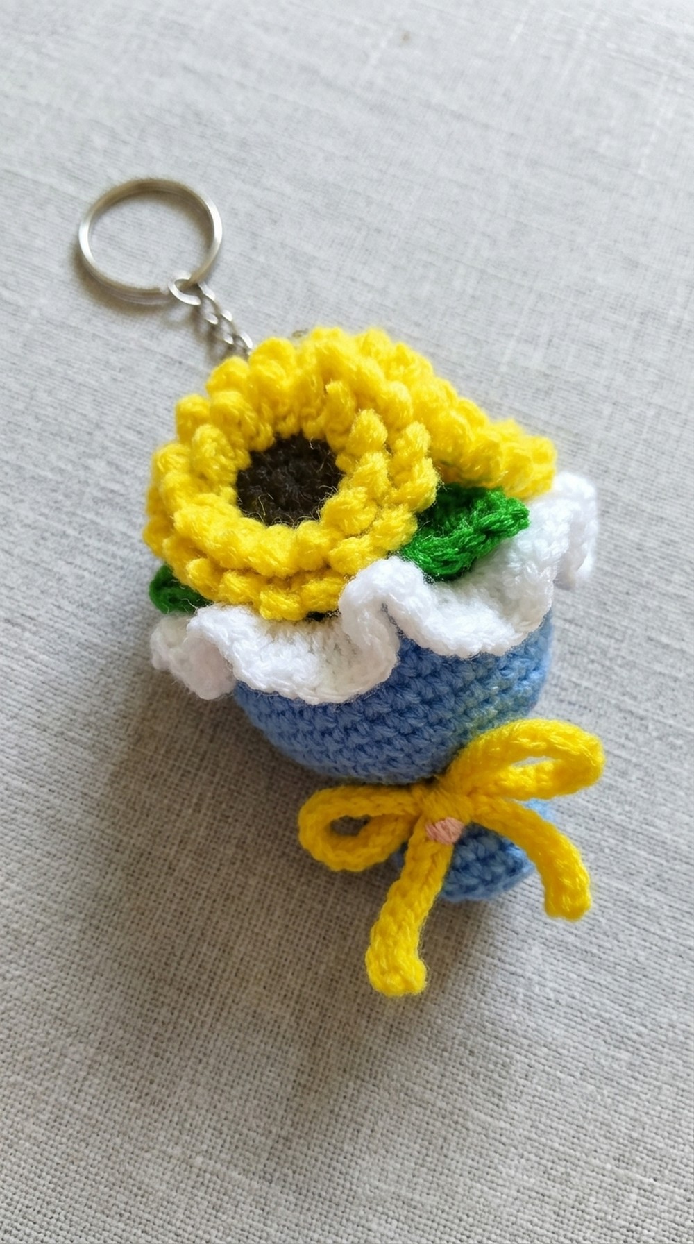 Crochet Sunflower Bouquet Keychain Pattern